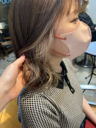 ショート カラー ヘアアレンジ サナ🌱 切りっぱなしボブのヘアスタイル