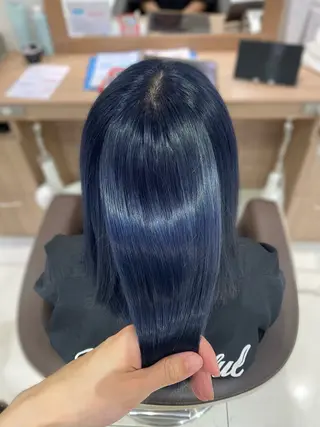 ミディアム カラー 奥村 美郁子のヘアスタイル