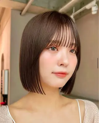 ショート Aura所属・丸山 心 / 艶カラーのヘアスタイル