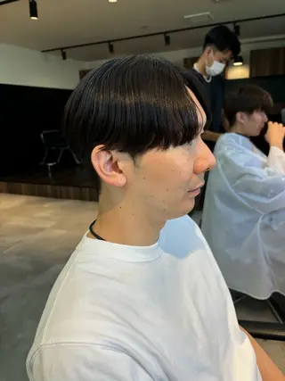 メンズ フェザーパーマ/韓国 /メンズカット保立のヘアスタイル