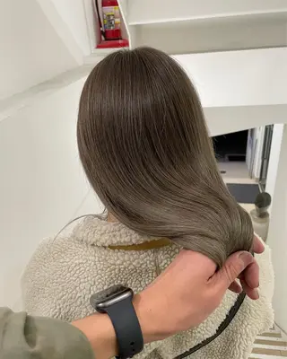 セミロング カラー Tao所属・藤川 大智のヘアスタイル