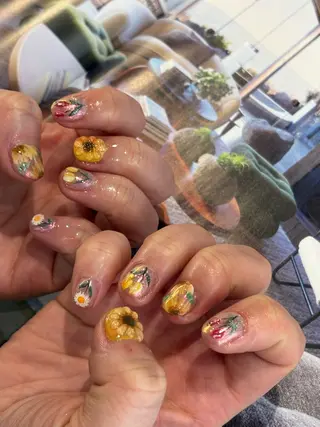 ネイル EARTH長野駅前店 🌺ヒカル🌺のネイルデザイン