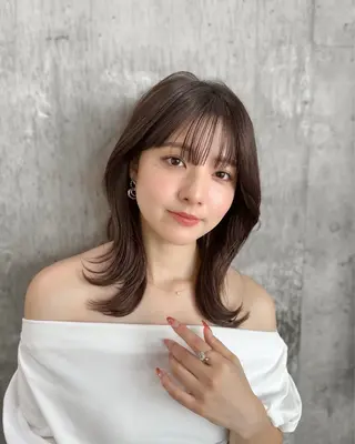 ミディアム ✨くびれヘア 透明感カラー✨のヘアスタイル