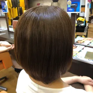 ショート カラー 川元 汐音のヘアスタイル