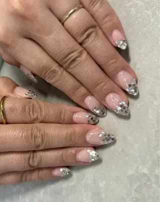 ネイル LINXS K🍎のネイルデザイン