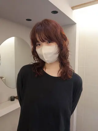 ミディアム カラー yiye   神宮前所属・manami /暖色 /カットモデル募集のヘアスタイル