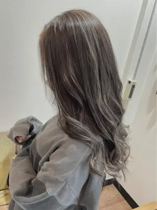 ロング カラー ARISA🦋推し・ アニメカラー/派手髪のヘアスタイル