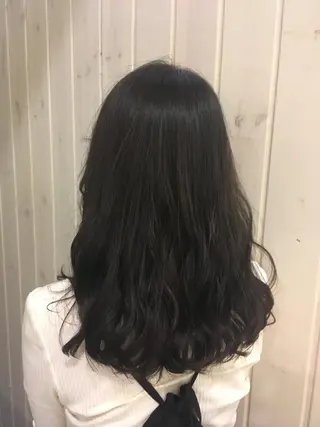 カラー garlandeyelash所属・新中 茉莉香の眉毛・アイブロウイメージ