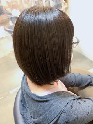 三品 早妃のヘアスタイル