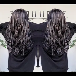 ロング カラー cherie所属・バレイヤージュ/ ハイライト/大内格のヘアスタイル