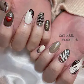 ネイル Arowa 伊田のネイルデザイン