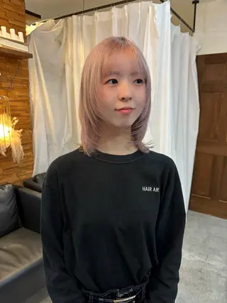 ミディアム suite りりのヘアスタイル