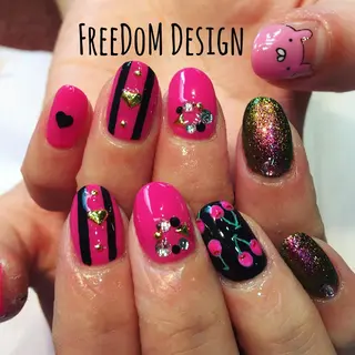 ネイル ＦreeDoＭ   Design所属・W KUMIのネイルデザイン
