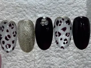 ネイル VELORA NAIL SALON所属・VELORA AIMI のネイルデザイン