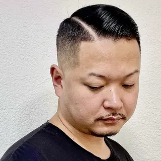 ショート 床屋のタナカ所属・上村 剛志のヘアスタイル