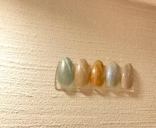 ミディアム ネイル BINEL REINAのネイルデザイン