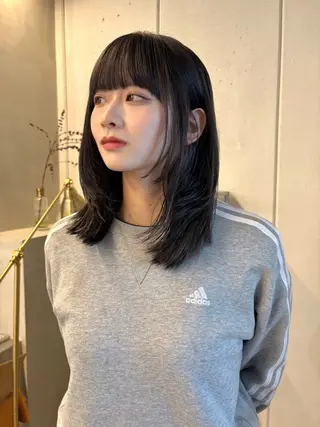 ミディアム Fev YUZUのヘアスタイル