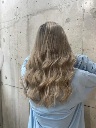 カラー youres hair 髪質改善トリートメント&ヘッドスパ  新宿三丁目店【ユアーズヘア】所属・🦋透明感カラー 👑NODOKA🦋のヘアスタイル