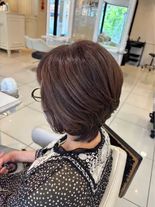 ショート カラー 髪質改善🥂✨ Mioのヘアスタイル