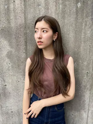 ロング 倉辻 香奈子のヘアスタイル