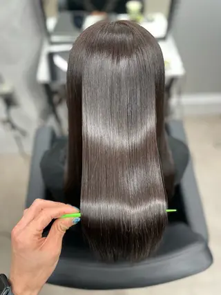 ロング 🦄髪質改善トリー トメント🦄イリスのヘアスタイル