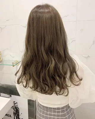 カラー ハリウッドブロウ LAID BACKの眉毛・アイブロウイメージ