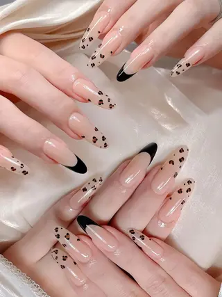 ロング 28ネイル フェンのネイルデザイン