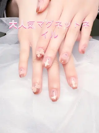 ネイル pink ladyサロン所属・べ にのネイルデザイン