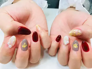 ミディアム カラー パーマ ヘアアレンジ キッズ ネイル マツエク・マツパ Sunny side nailのネイルデザイン