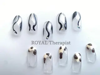 ネイル 【山岡】 ロイヤル•セラピストのネイルデザイン
