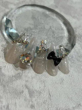 ネイル zirnail所属・zir  nail 🕊️💗RIOのネイルデザイン