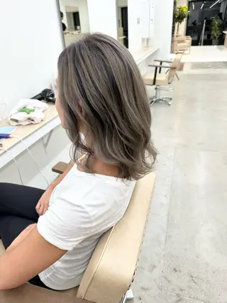 ミディアム カラー 🌈ディレクター🌈 徳松優希のヘアスタイル