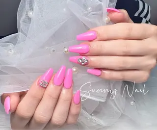 ネイル Sunnyサニー所属・桝井 春奈のネイルデザイン