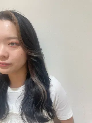 ロング 堀 ゆきみのヘアスタイル