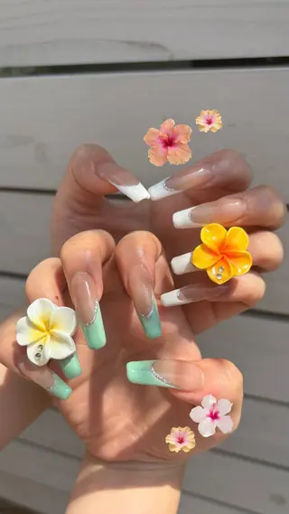 ネイル laninails所属・LANI nailsalonのネイルデザイン