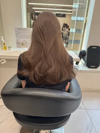 セミロング カラー ヘアアレンジ 韓国トレンドの 達人♡のヘアスタイル