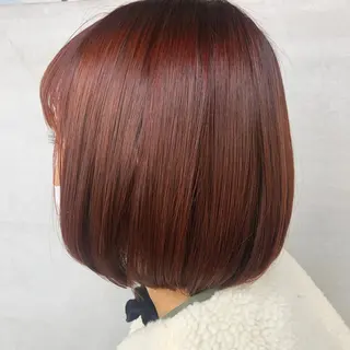 ショート カラー 小森 樹奈のヘアスタイル