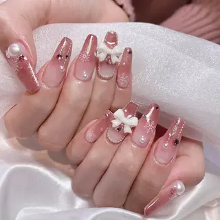 ネイル Arowa 伊田のネイルデザイン