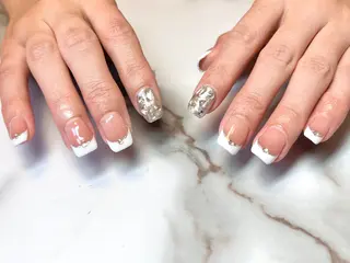 ミディアム ネイル ネイリスト シンのネイルデザイン