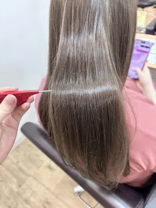 ロング BUBBLES 久米川所属・透明感カラー 🩰kotomi🩰のヘアスタイル