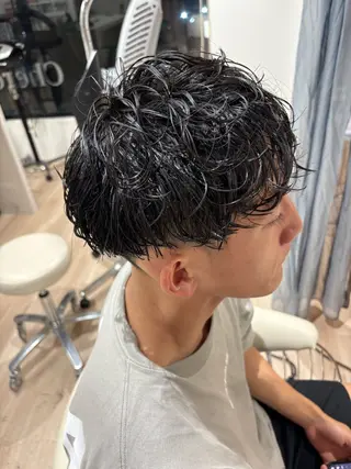 パーマ 柏原 航世のヘアスタイル
