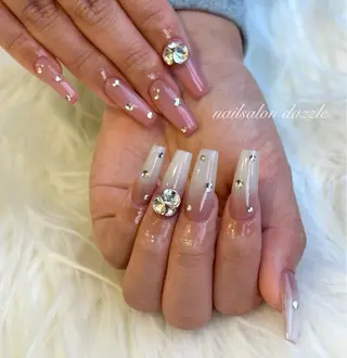 ネイル dazzle所属・渡辺 弘子のネイルデザイン
