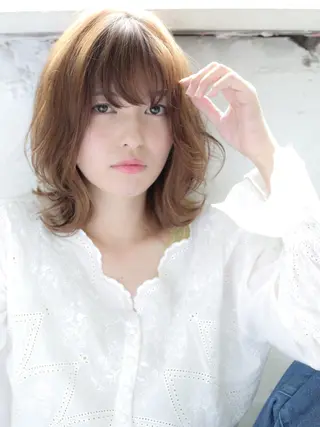 ミディアム 石渡このみ 🍊レイヤーカットのヘアスタイル