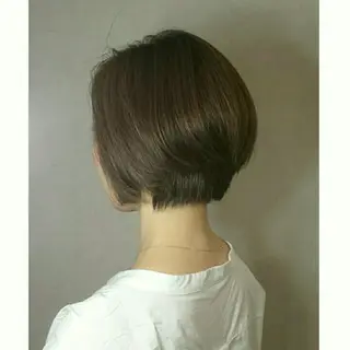 ショート 🔳髪質改善🔳 岡本陽のヘアスタイル