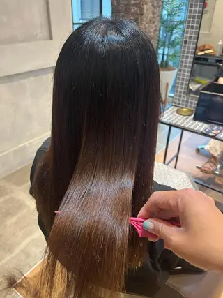 セミロング 【Hwyl】ヒュイル八王子【髪質改善】所属・✨髪質改善✨艶髪✨ MARIのヘアスタイル