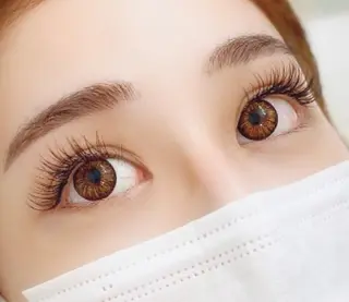 マツエク・マツパ 《カメレオン》 西田美輝のヘアスタイル