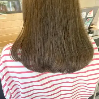 ミディアム カラー スナコザワ レナのヘアスタイル