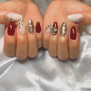 ロング ネイル 金子 彩海のネイルデザイン