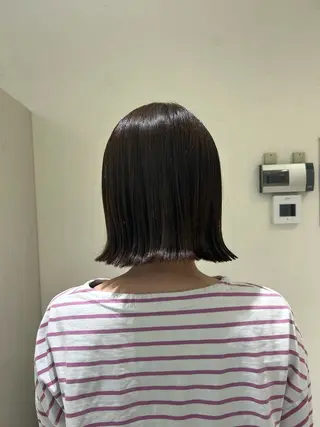 ショート カラー 神田 音羽のヘアスタイル