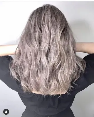 セミロング カラー ヘアアレンジ パーマ ネイル マツエク・マツパ アイブロウ カラー特化サロン大阪 ルービック江坂/新城のヘアスタイル